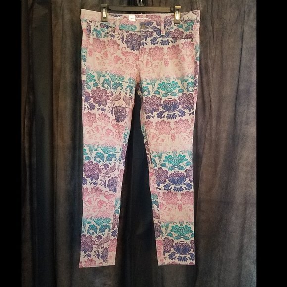 3/$35 Mossimo Floral Print Gray Skinny Jeans - Picture 1 of 11